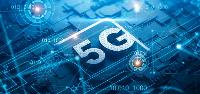 具有网络全息图和HUD的5G电路板